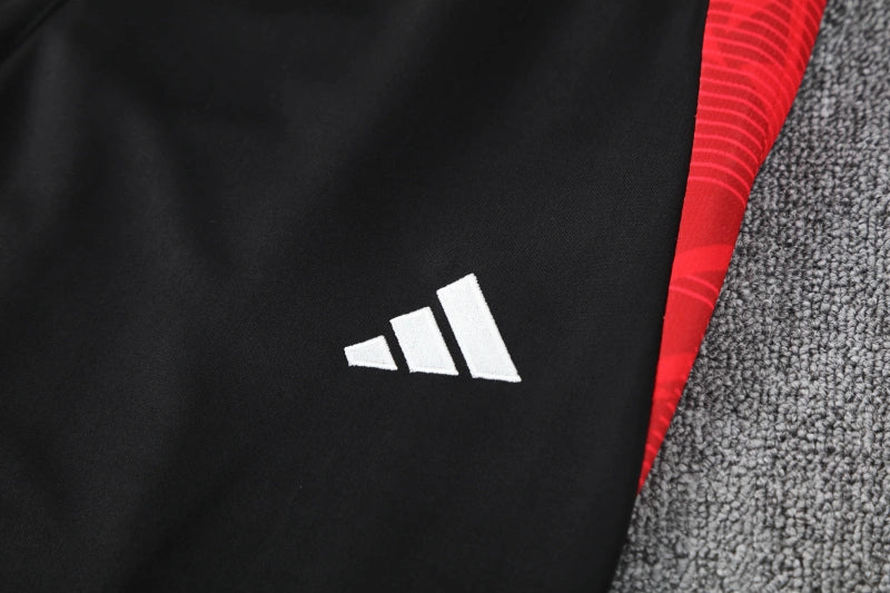 Conjunto de entrenamiento Manchester United 2025/26