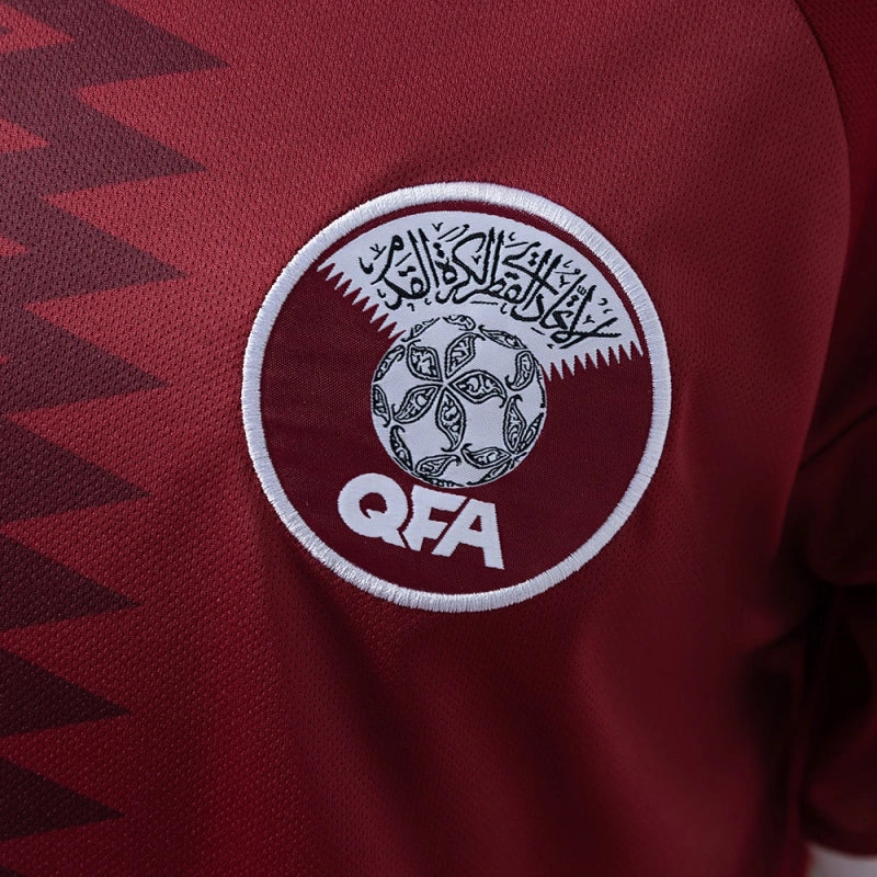 Jersey Qatar 2026/27 de local, Mundial