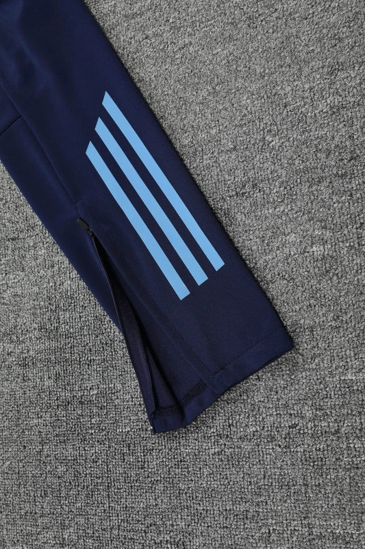 Conjunto de entrenamiento Real Madrid 2025/26