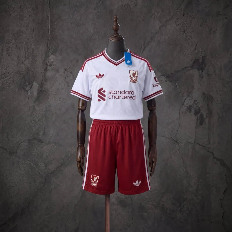 Conjunto infantil Liverpool 2026/27 de visitante