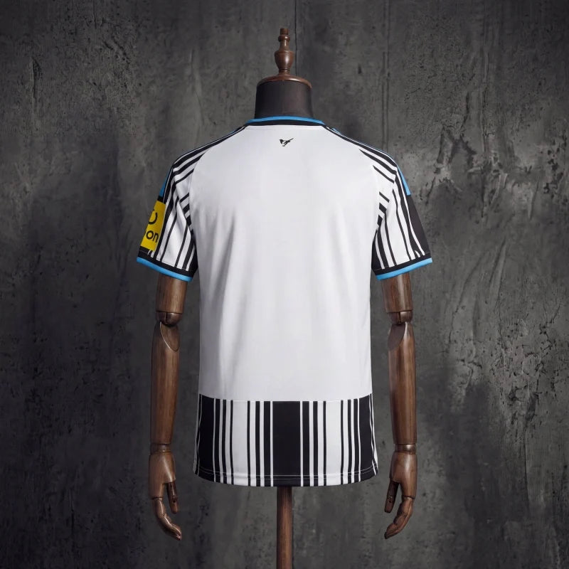 Jersey Newcastle United 2026/27 de local