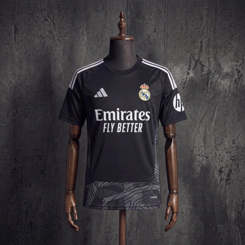 Real Madrid 2026/27-es tréning mez