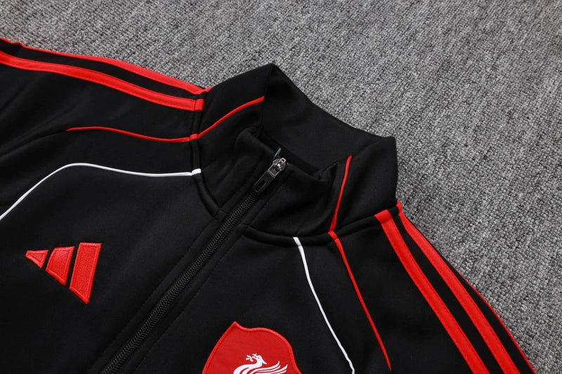 Conjunto de entrenamiento Liverpool 2025/26