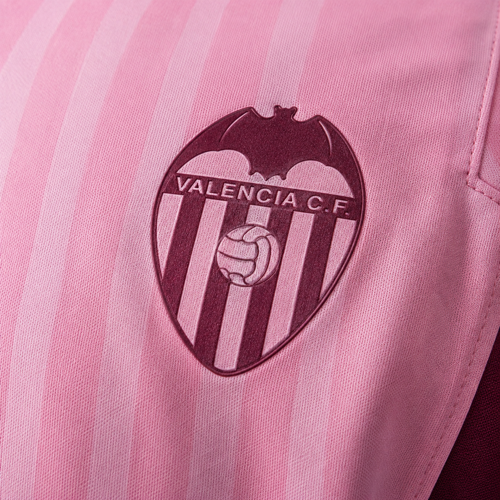 Valencia 2026/27-es harmadik mez