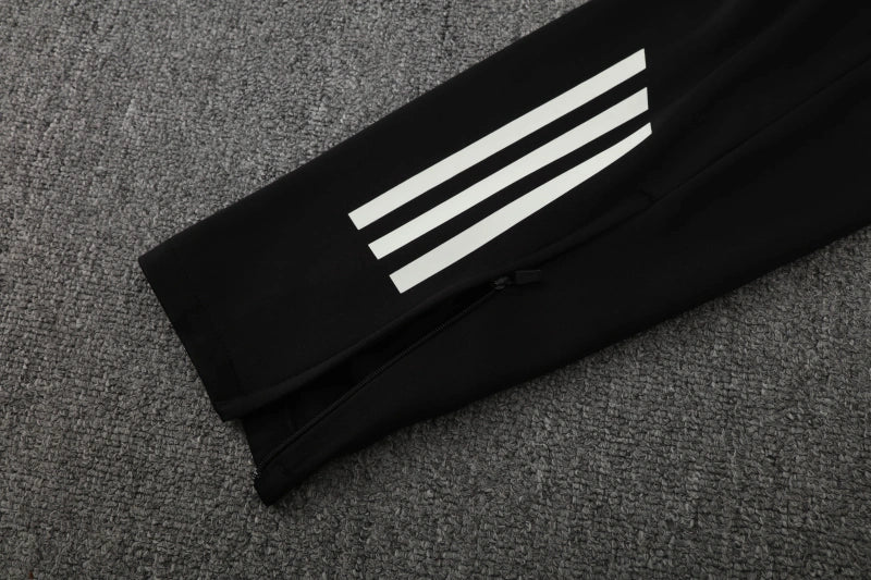 Conjunto de entrenamiento Manchester United 2025/26